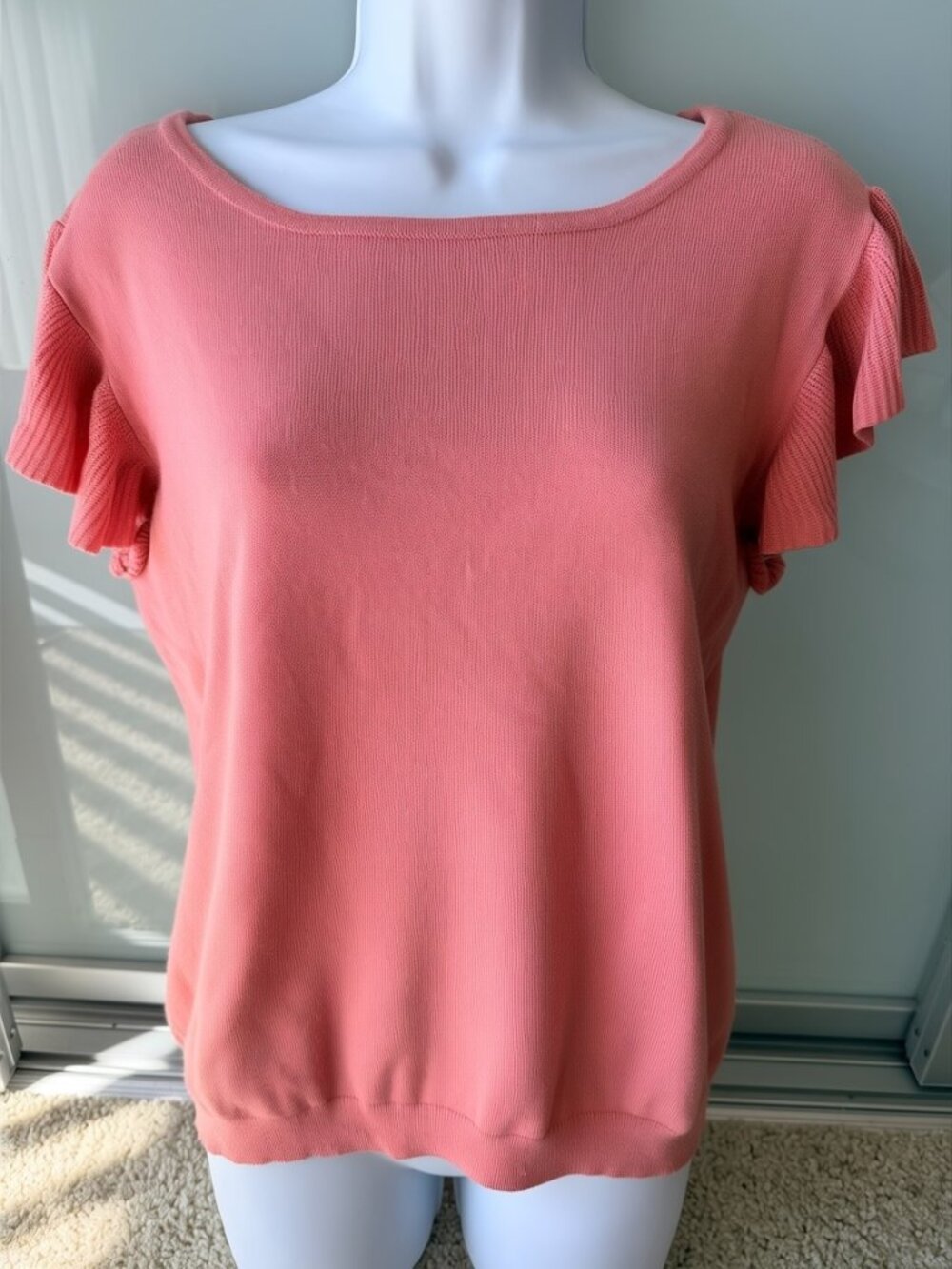 Joseph A “Qu’est-ce que c’est silk?” pink knit top